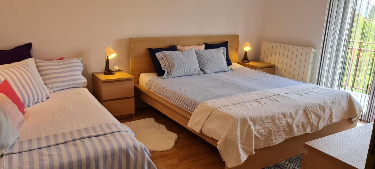 Apartmani Elena Malinska Eksteriør bilde