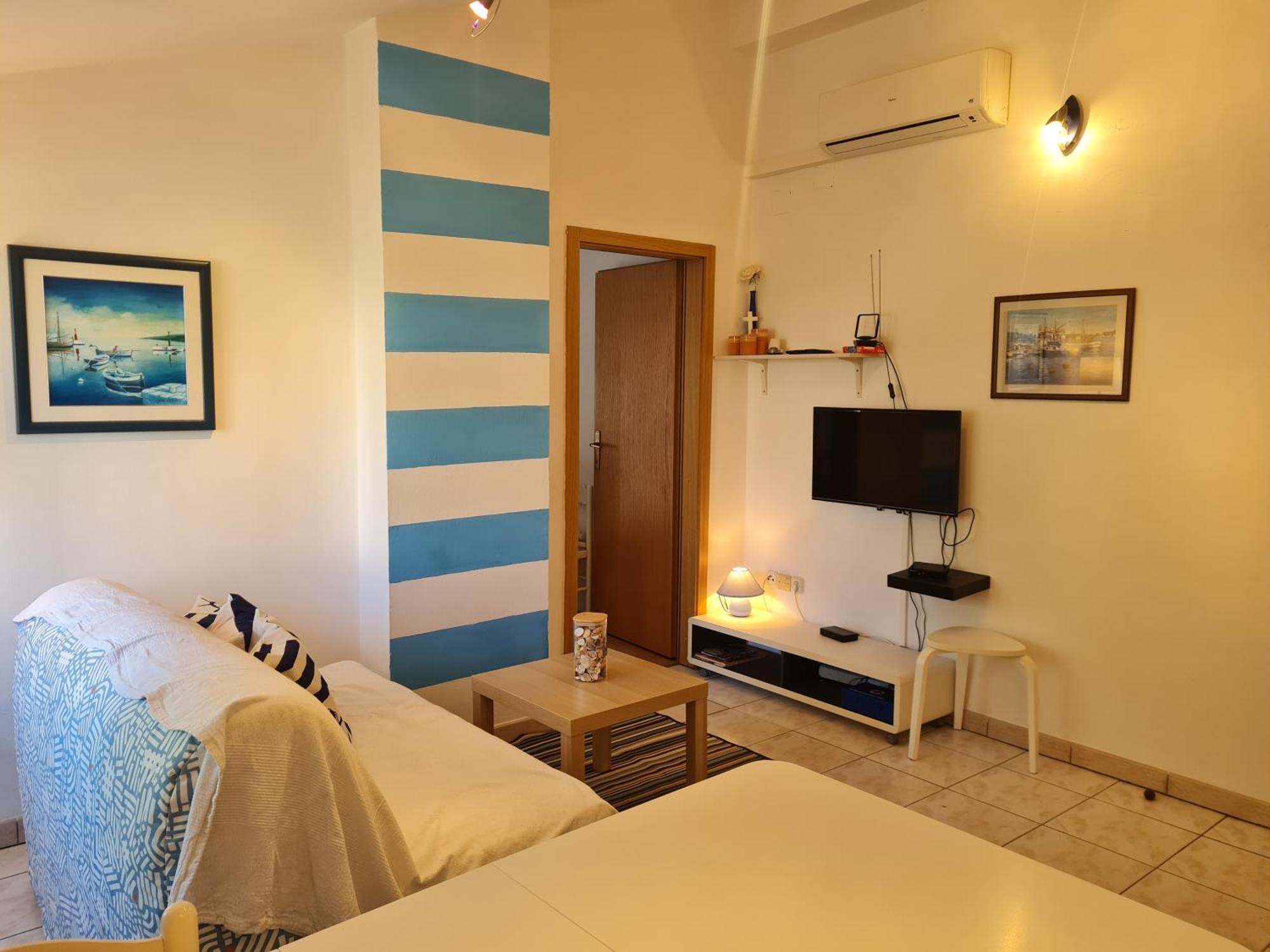 Apartmani Elena Malinska Rom bilde